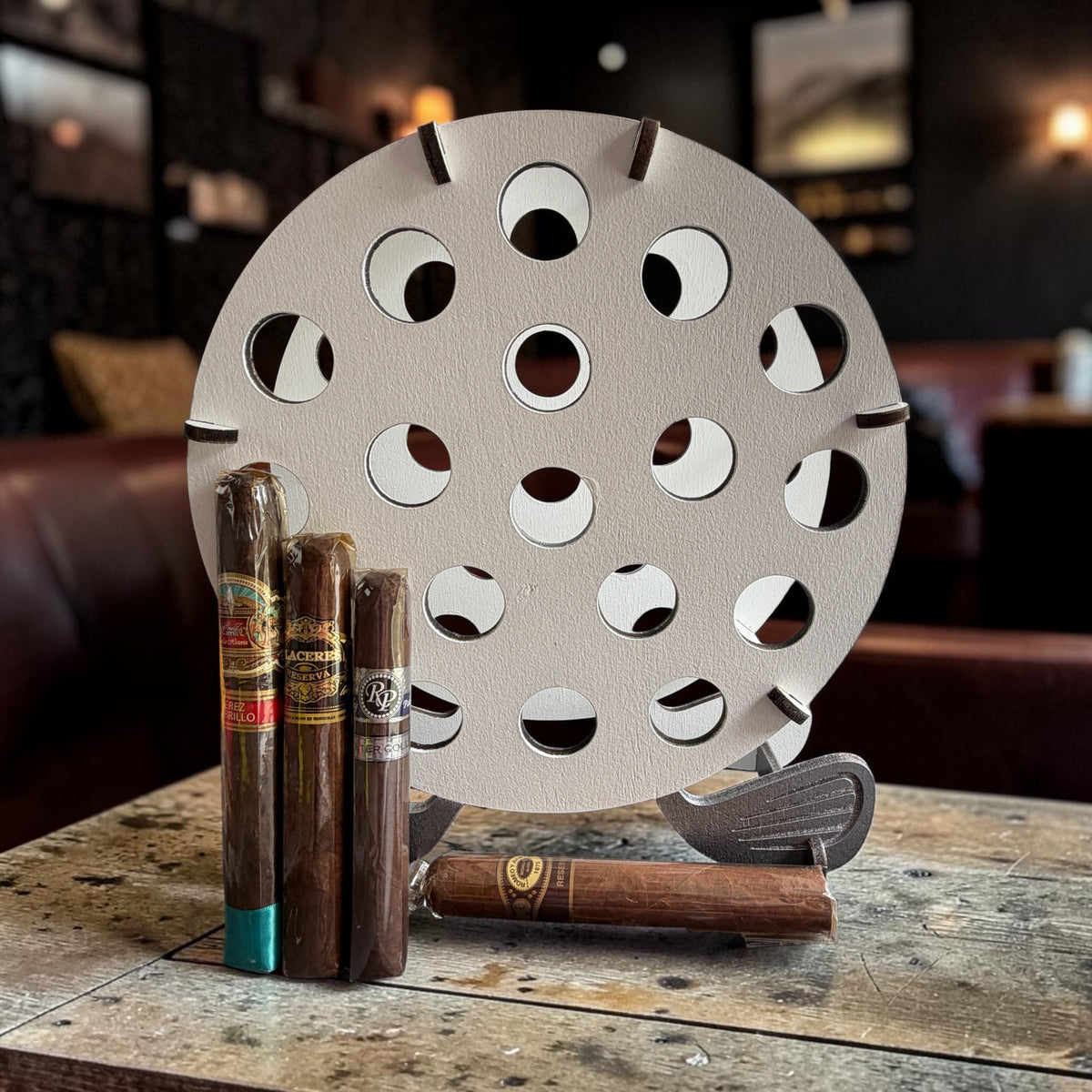 18 Hole Golf Themed Cigar Holder | Golf-Themed Gifts | Golf Ball Cigar Golf Display
